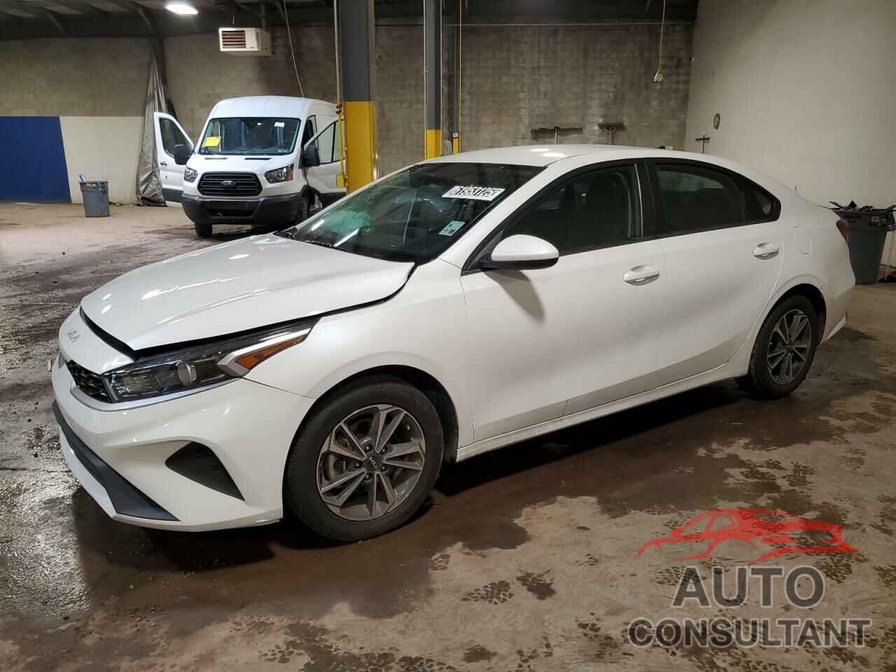KIA FORTE 2024 - 3KPF24AD2RE700636