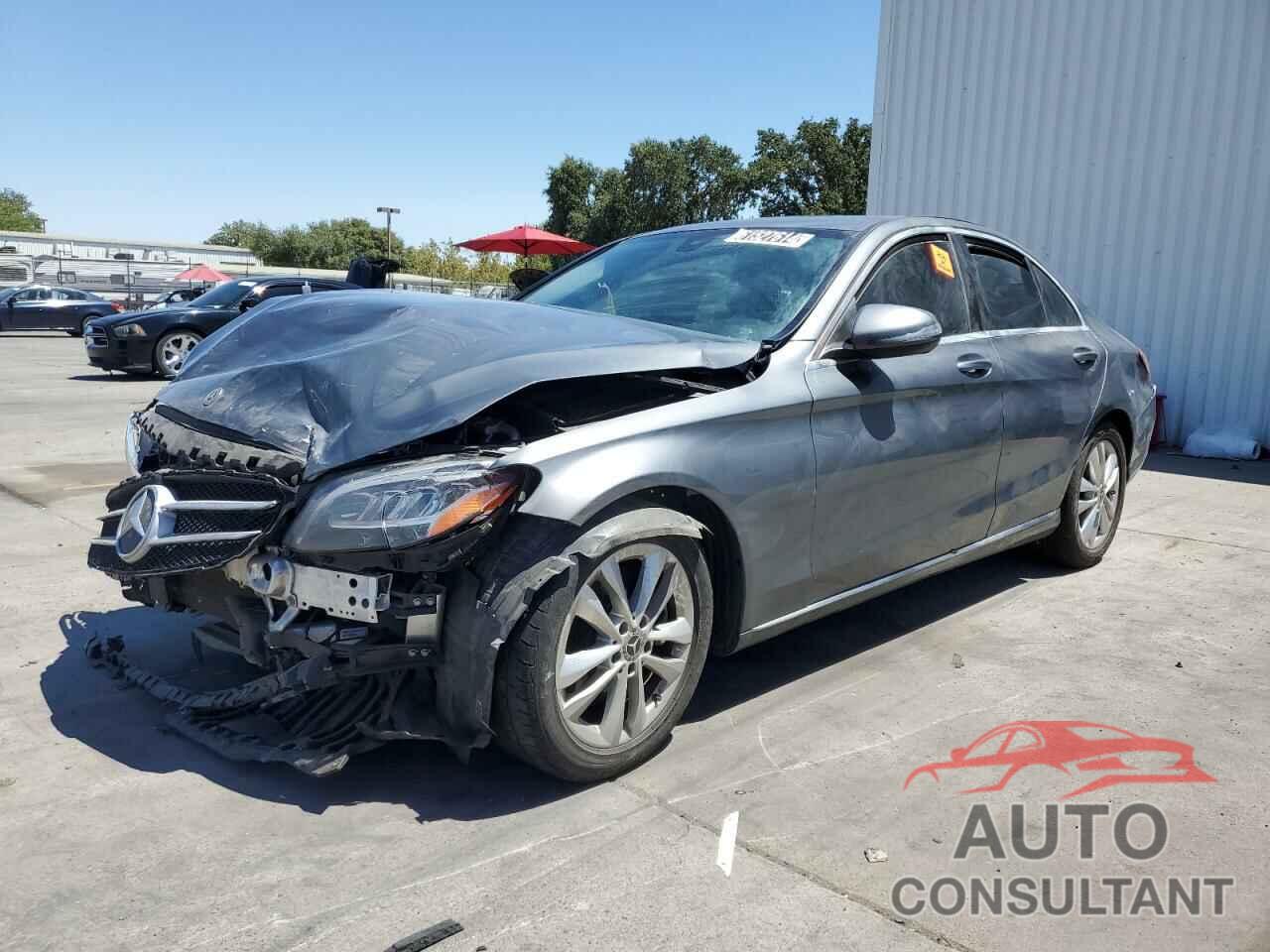 MERCEDES-BENZ C-CLASS 2019 - 55SWF8DB8KU315229
