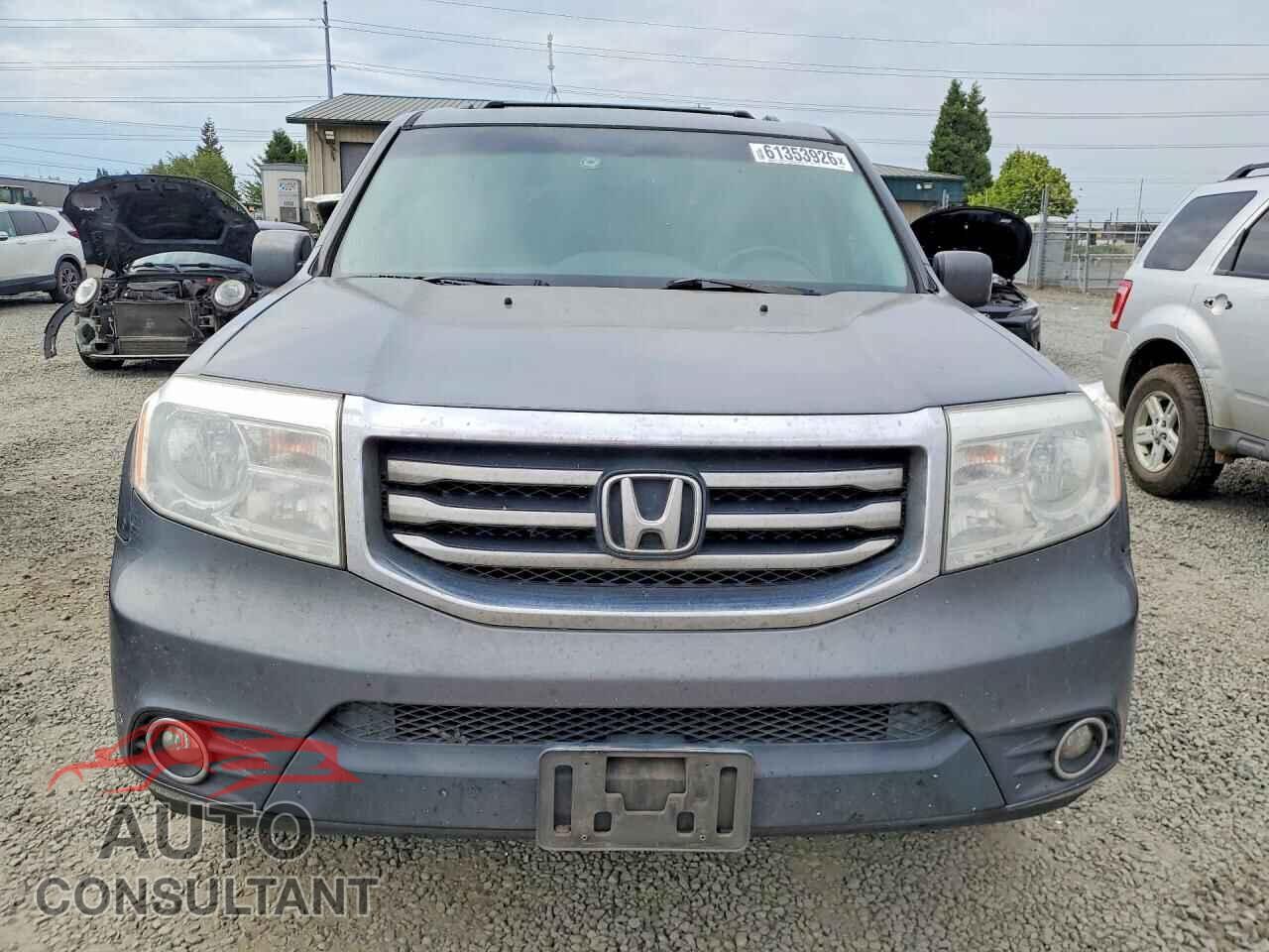 HONDA PILOT 2012 - 5FNYF4H77CB013019