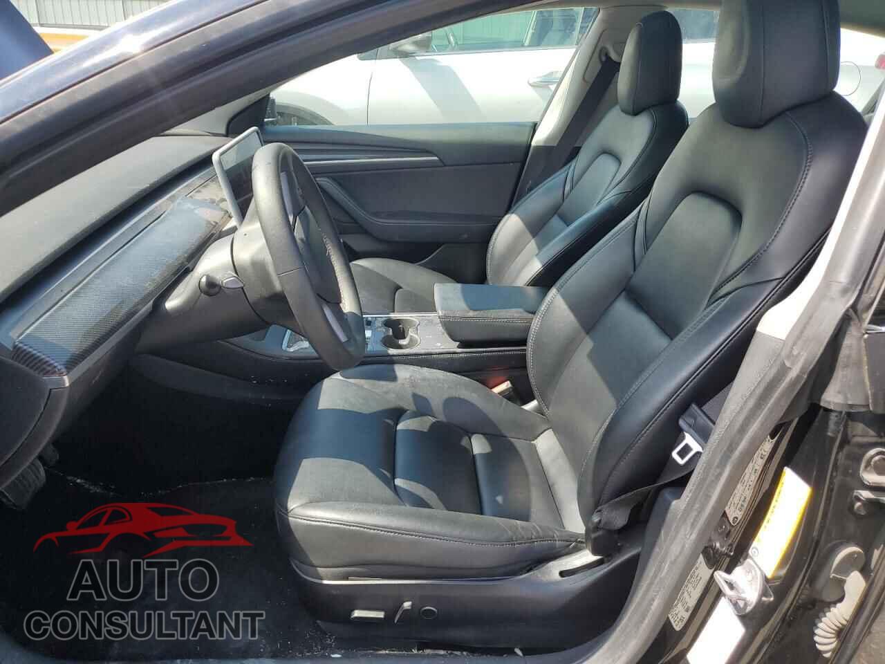 TESLA MODEL 3 2021 - 5YJ3E1EA9MF095140