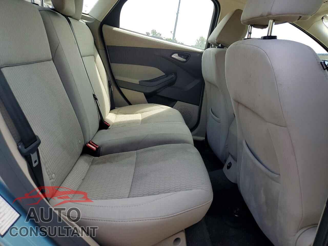 FORD FOCUS 2012 - 1FAHP3H24CL411027