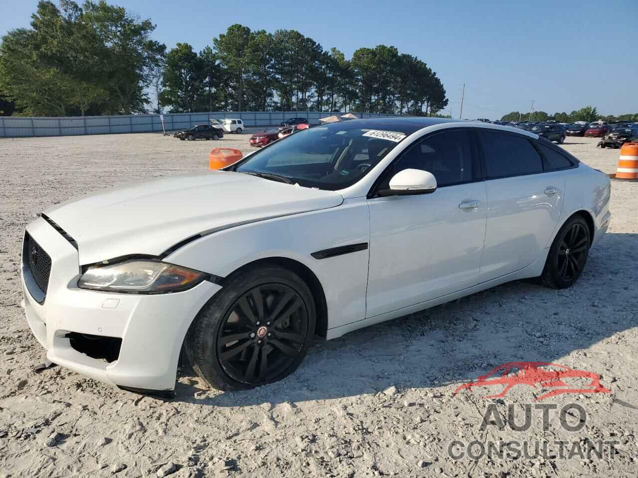JAGUAR XJ 2016 - SAJWA2G79G8W01300