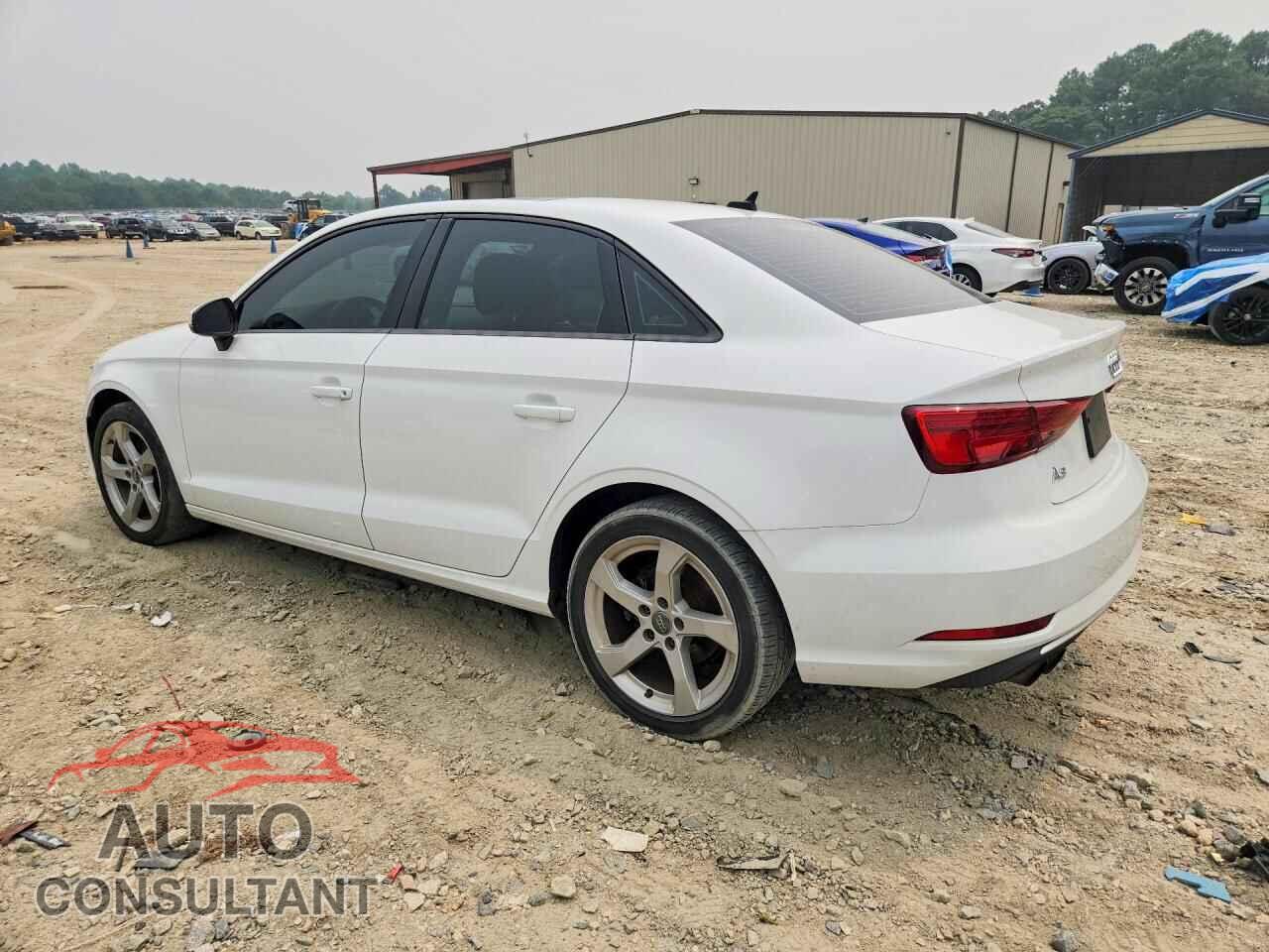AUDI A3 2019 - WAUAUGFFXKA076199