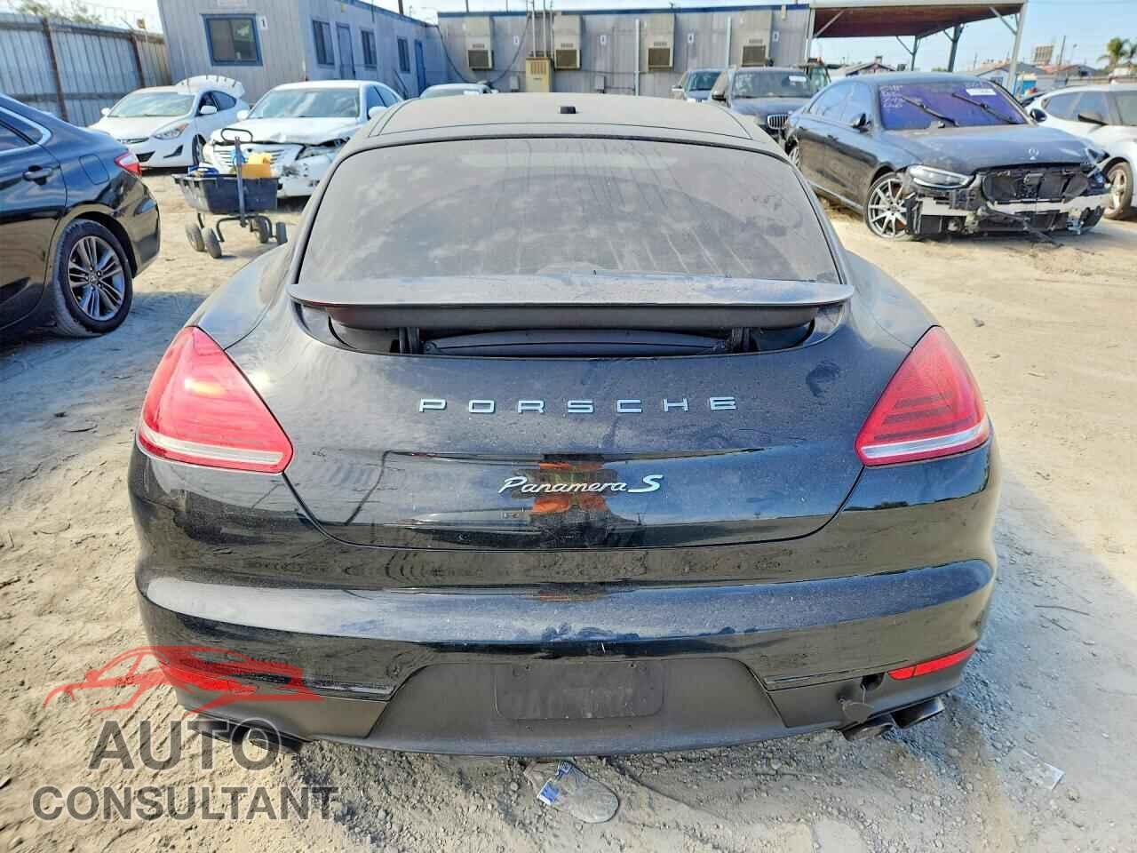 PORSCHE PANAMERA 2015 - WP0AD2A70FL040716