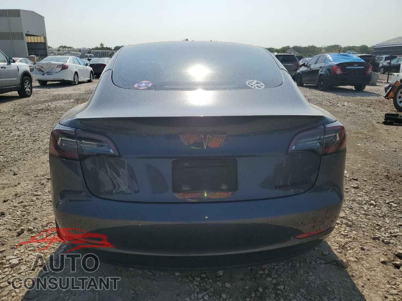 TESLA MODEL 3 2022 - 5YJ3E1EC2NF202063