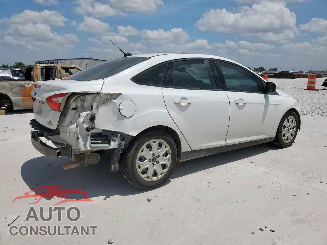 FORD FOCUS 2012 - 1FAHP3F21CL466506