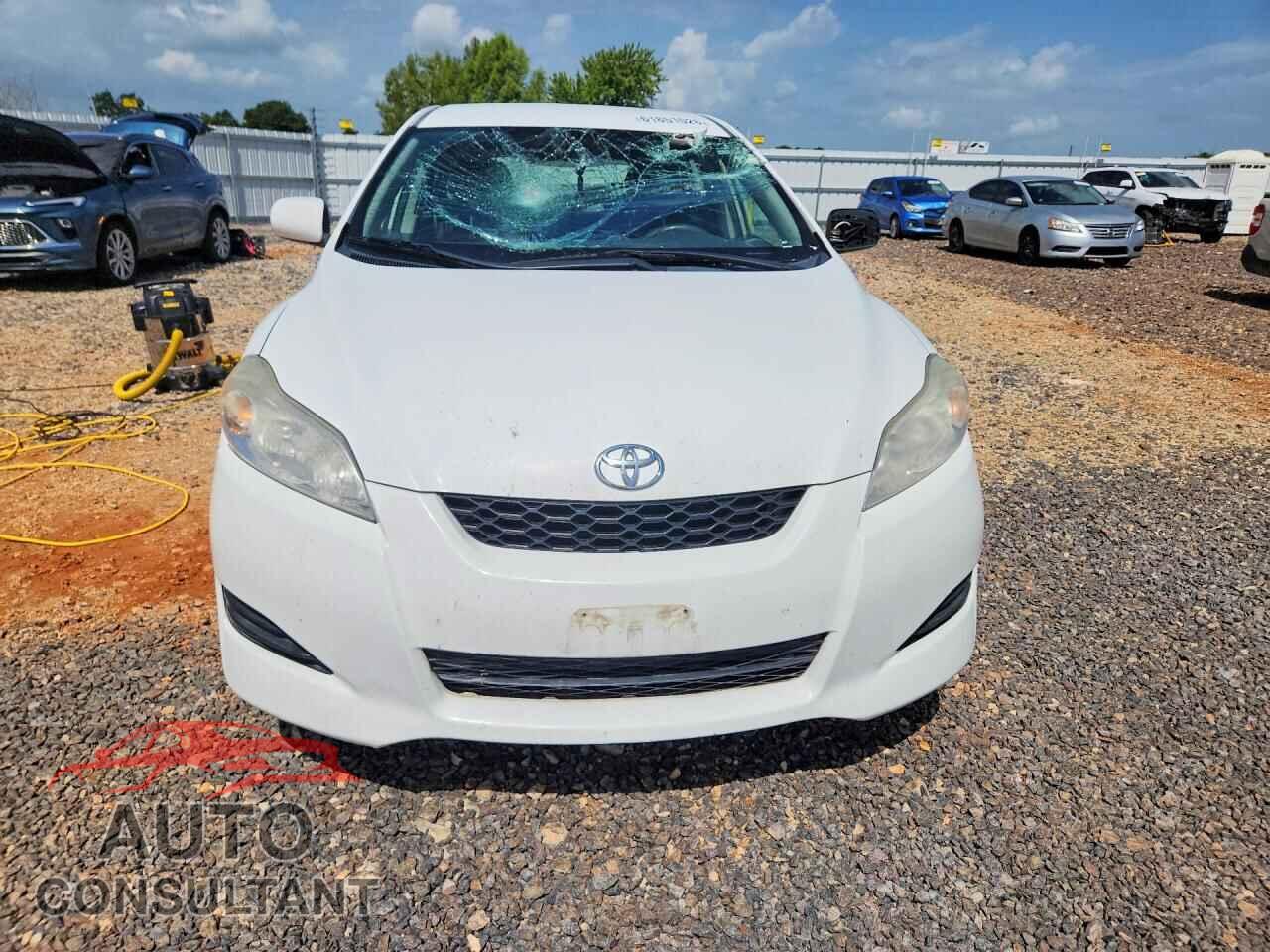TOYOTA MATRIX 2011 - 2T1KU4EE7BC547378