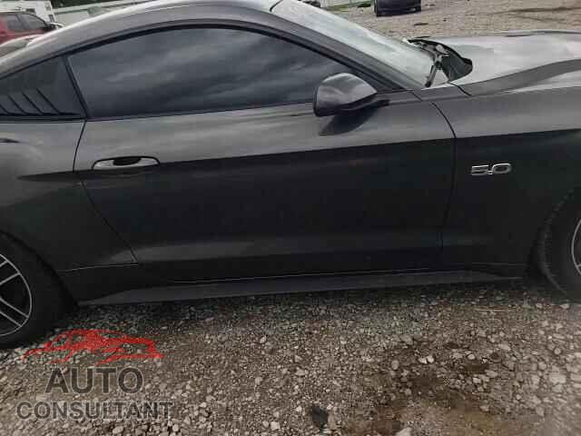 FORD MUSTANG 2020 - 1FA6P8CF8L5171239