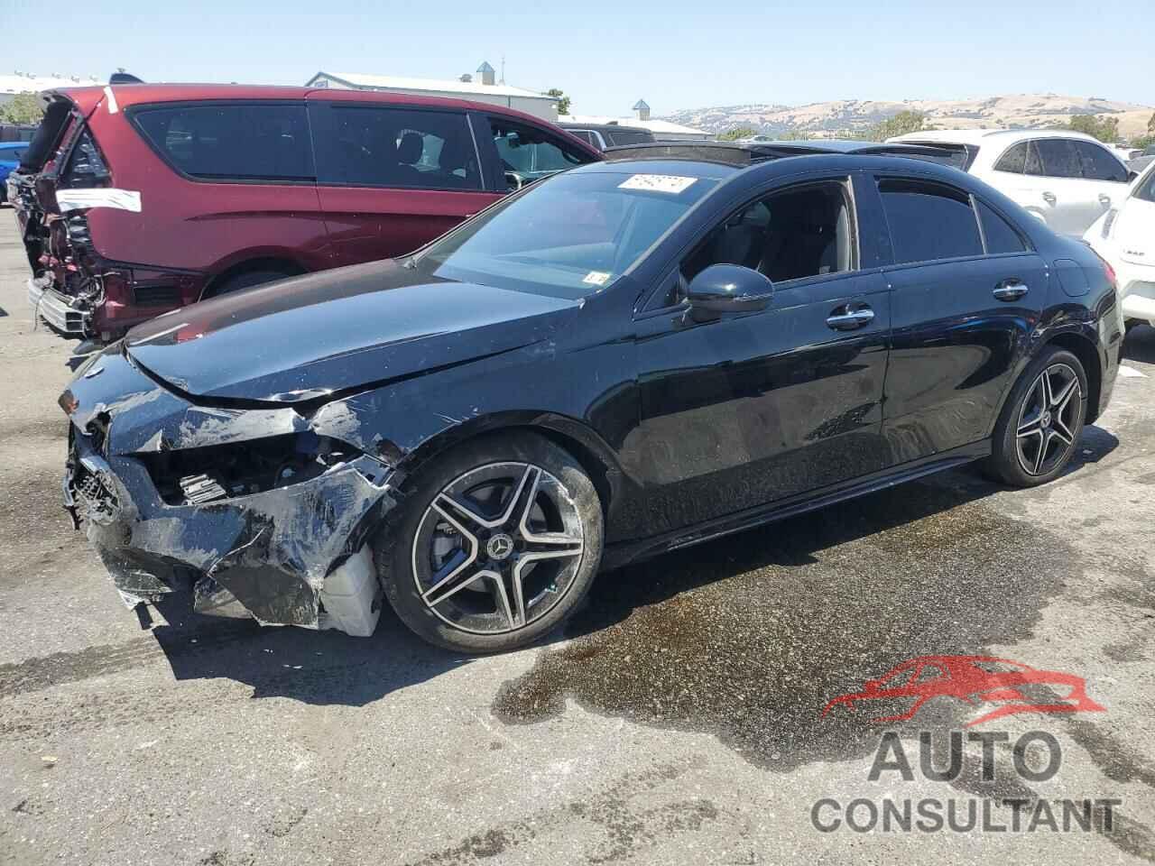 MERCEDES-BENZ A-CLASS 2022 - W1K3G4FB7NJ360186