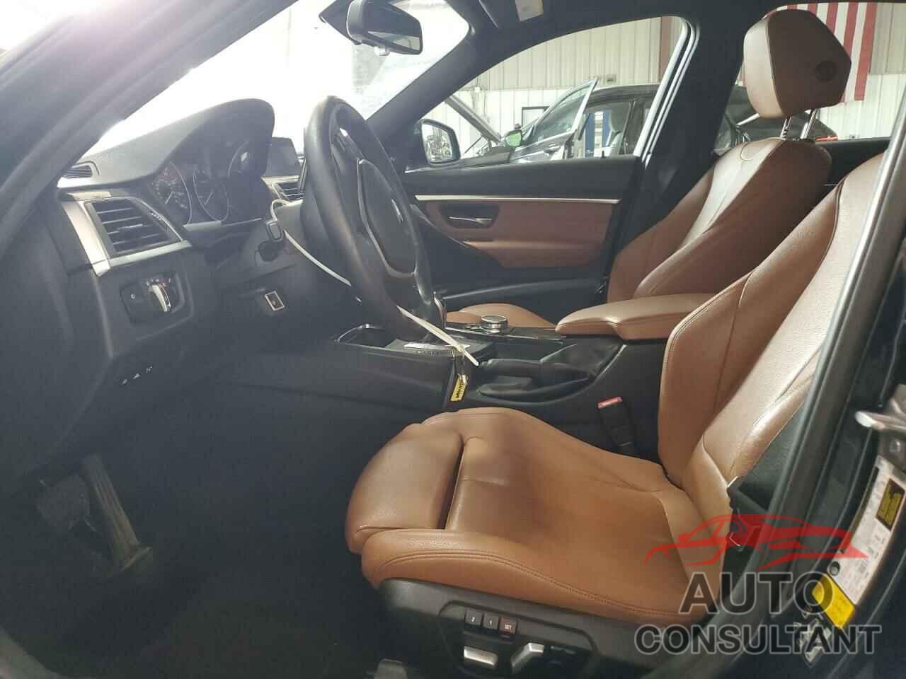BMW 3 SERIES 2016 - WBA8E3G59GNU02648
