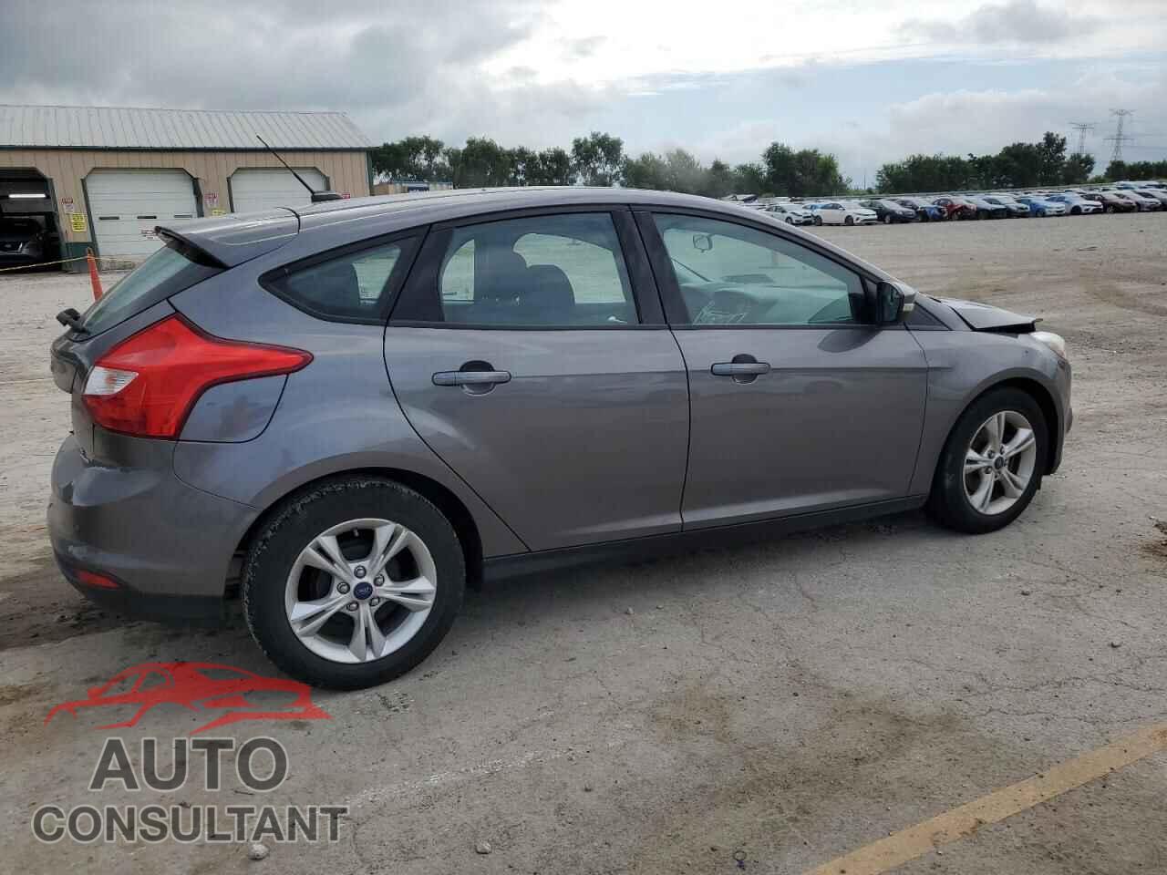 FORD FOCUS 2014 - 1FADP3K22EL404393