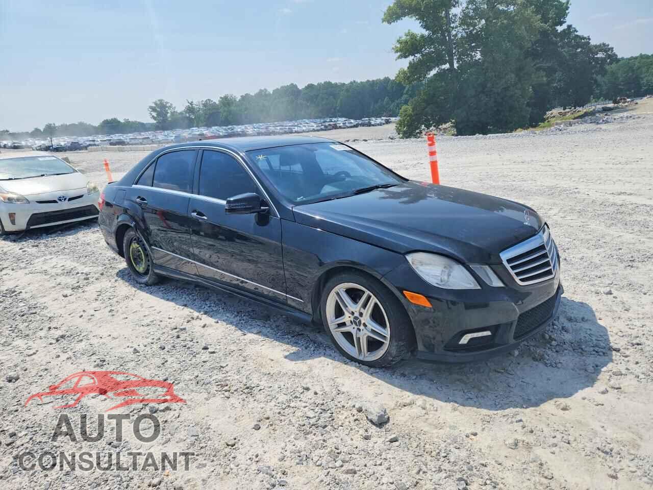 MERCEDES-BENZ E-CLASS 2011 - WDDHF5GB0BA472062