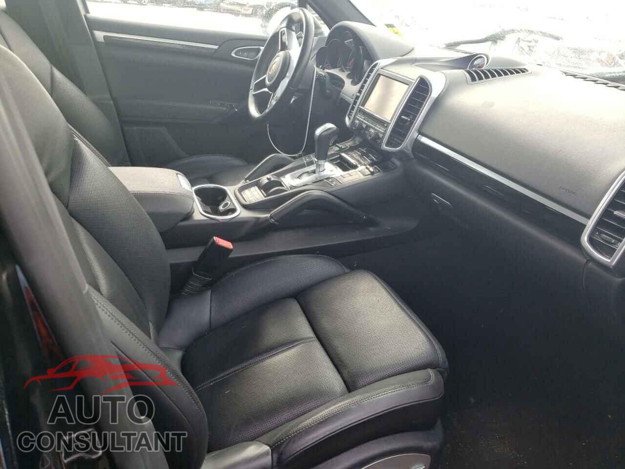 PORSCHE CAYENNE 2016 - WP1AA2A2XGLA03850