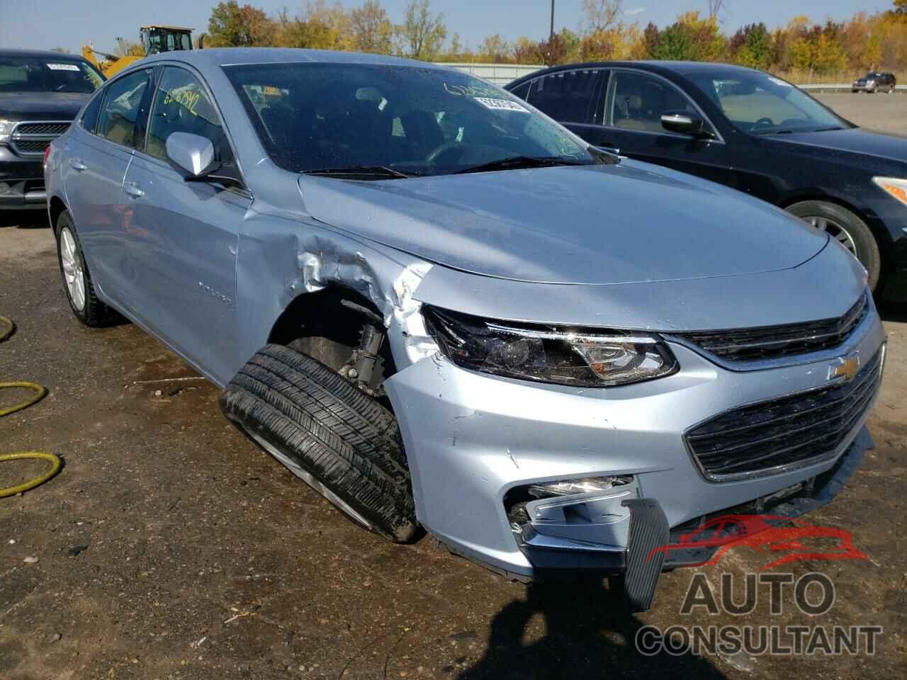 CHEVROLET MALIBU 2017 - 1G1ZE5ST8HF257048