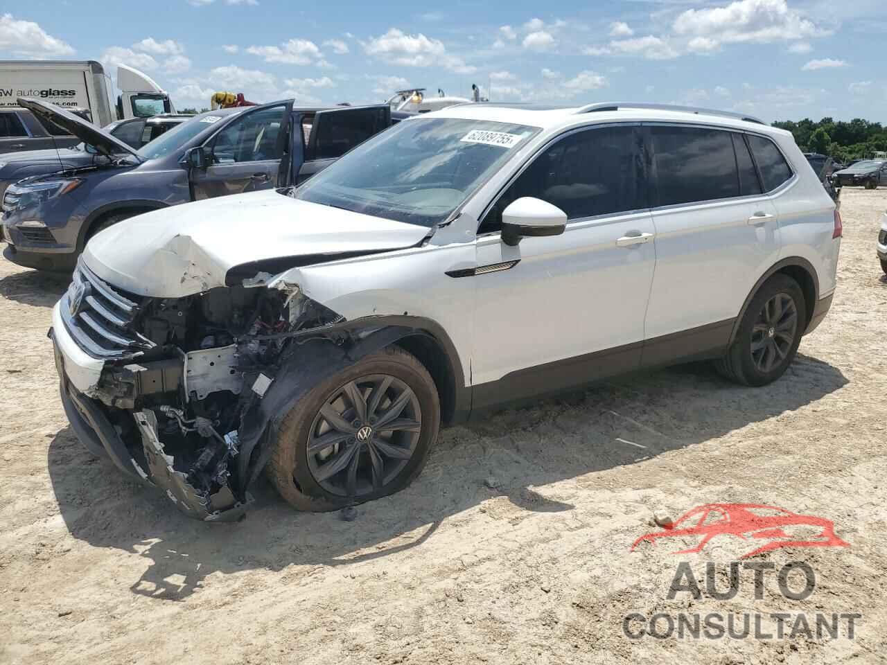 VOLKSWAGEN TIGUAN 2023 - 3VVNB7AX0PM120846