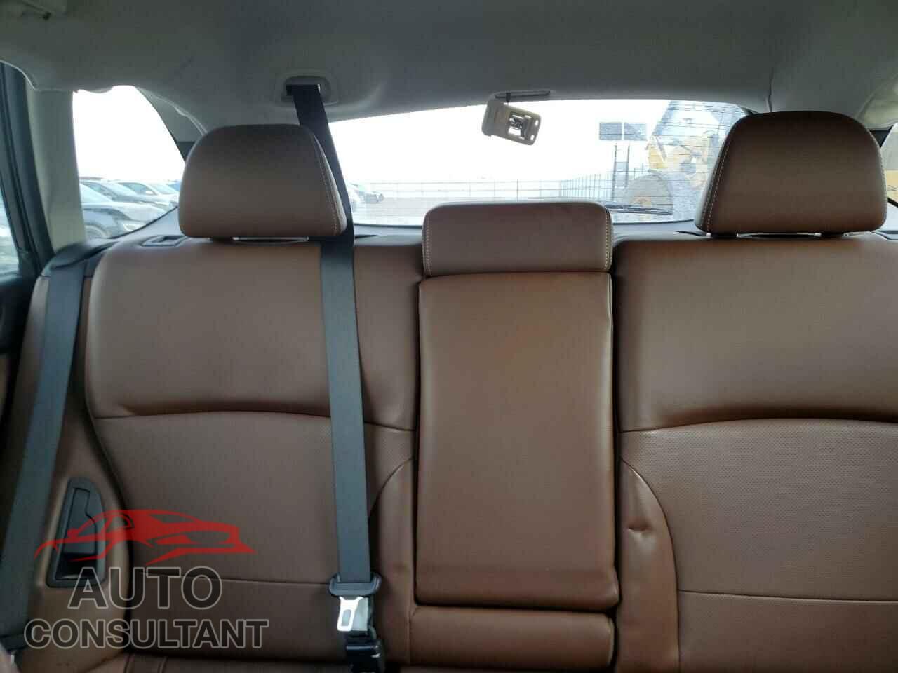 SUBARU OUTBACK 2017 - 4S4BSATC7H3256320