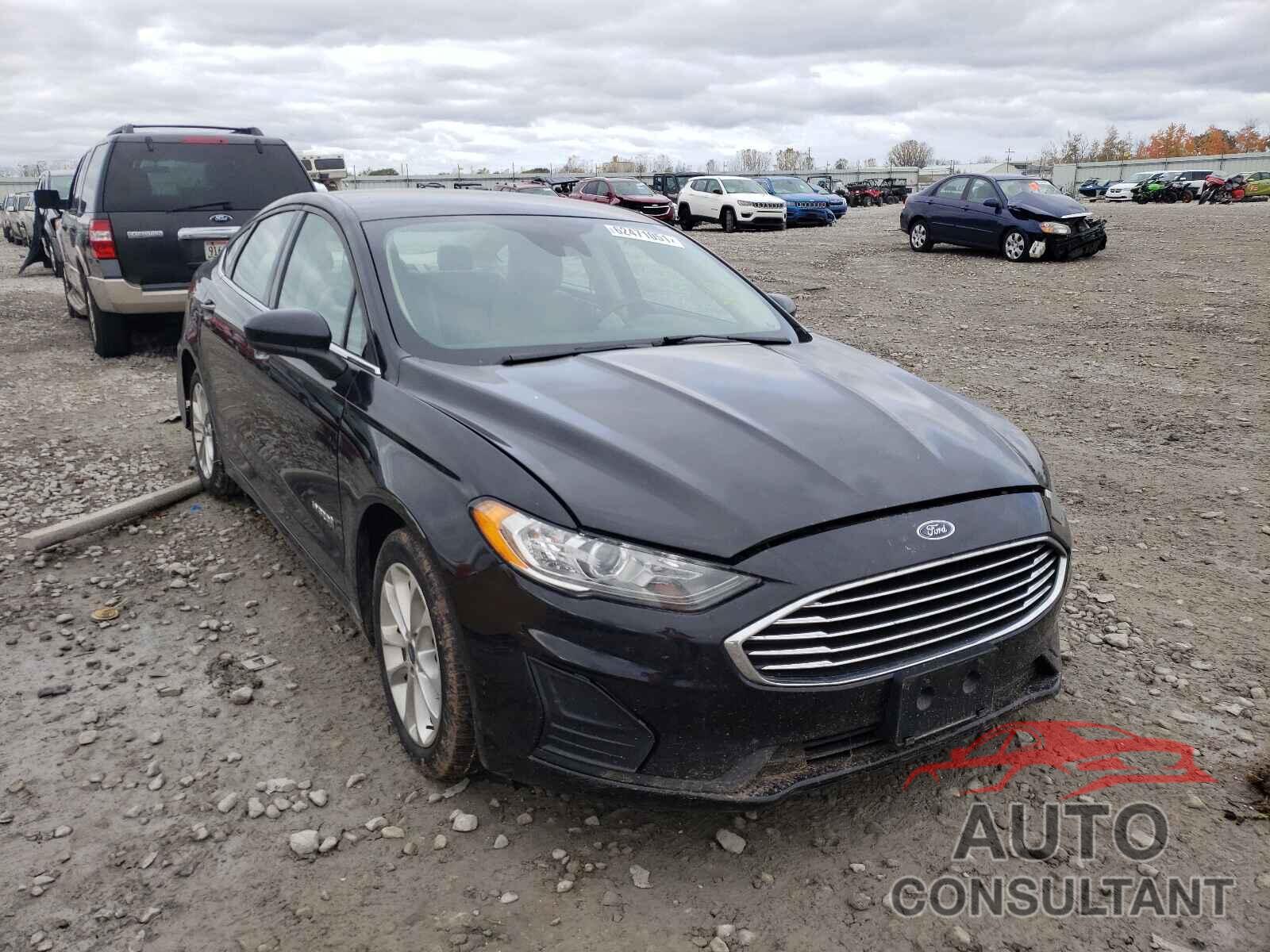 FORD FUSION 2019 - 3FA6P0LU8KR100800