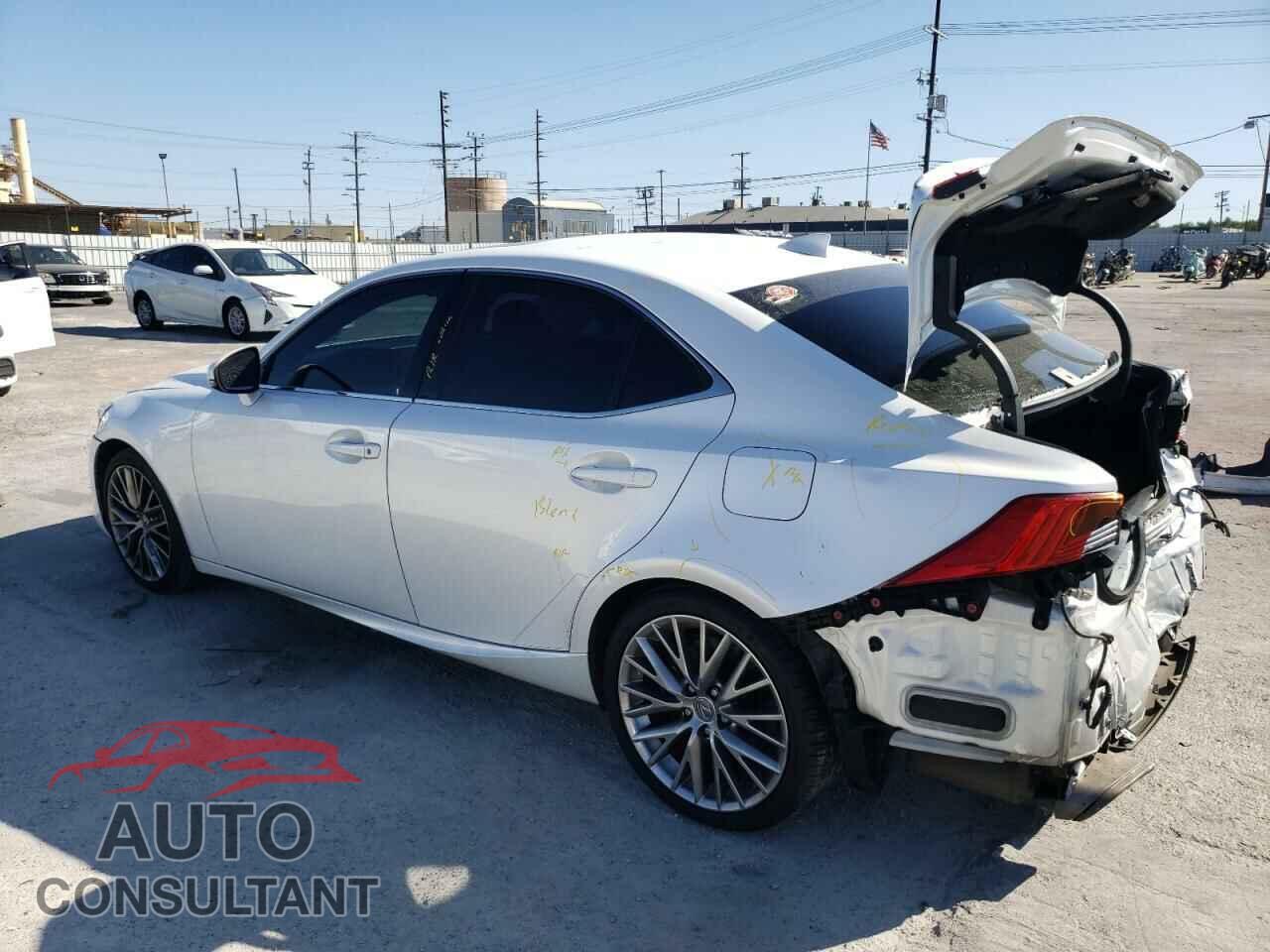 LEXUS IS 2017 - JTHBA1D24H5043373