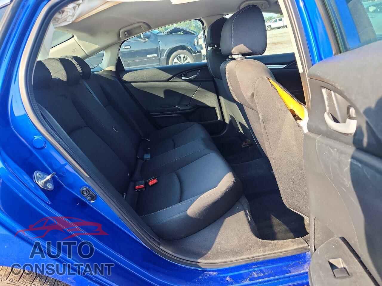 HONDA CIVIC 2017 - 2HGFC2F58HH504188
