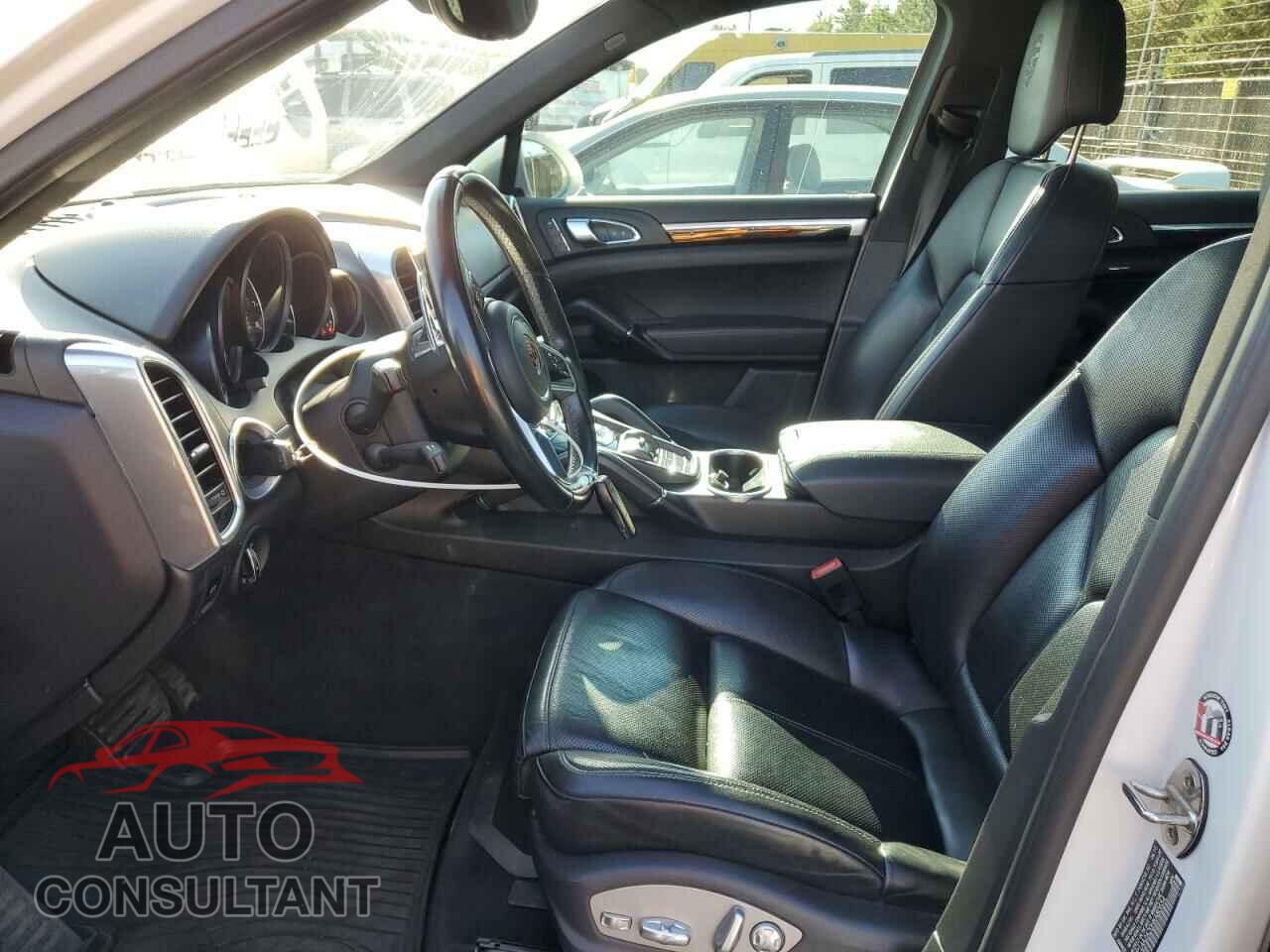 PORSCHE CAYENNE 2017 - WP1AA2A20HKA80654