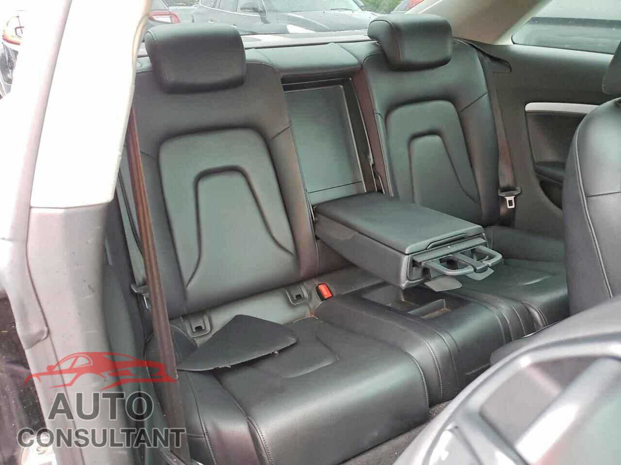 AUDI A5 2012 - WAUGFAFR7CA013753