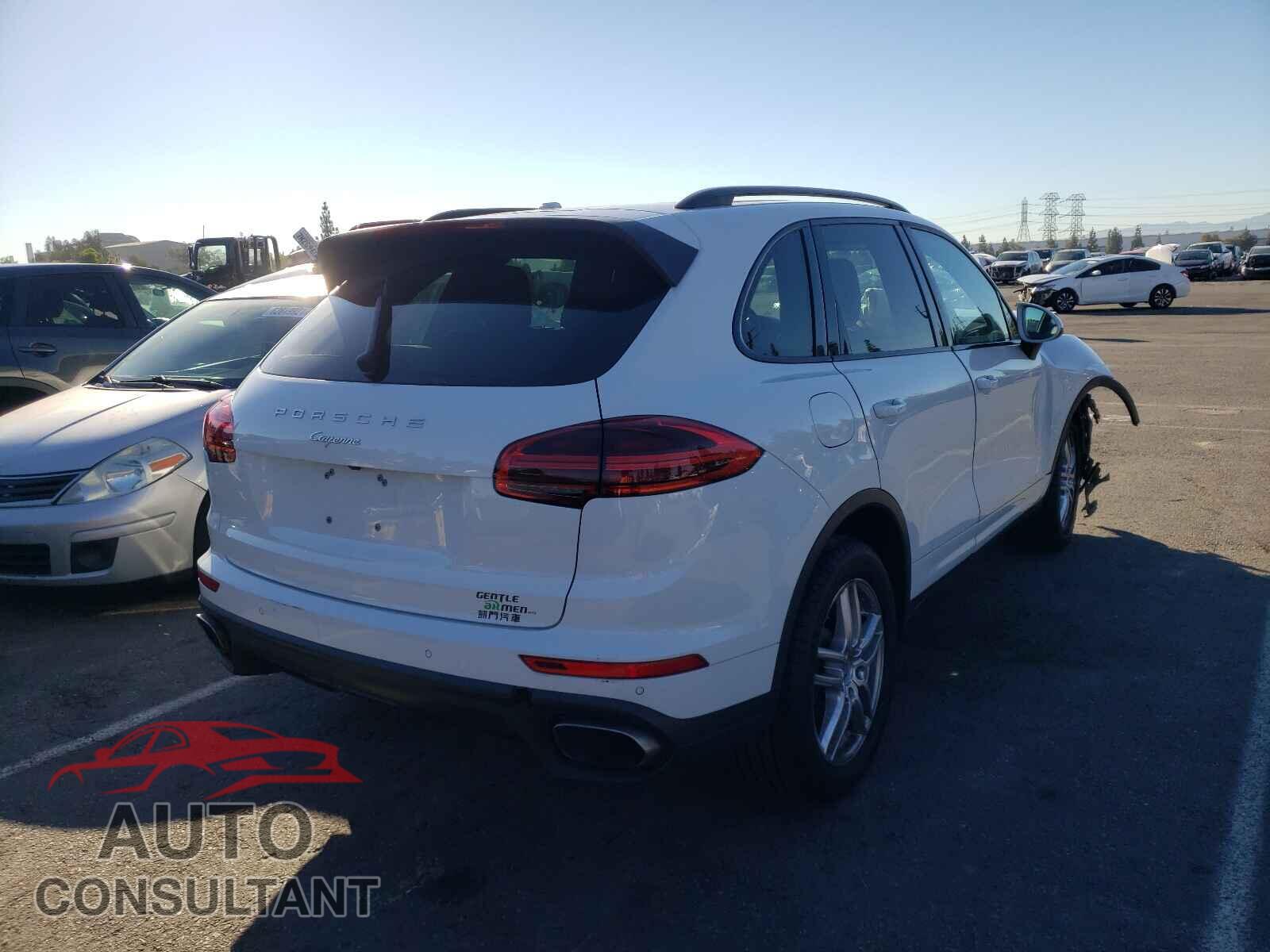 PORSCHE CAYENNE 2016 - WP1AA2A24GKA14073