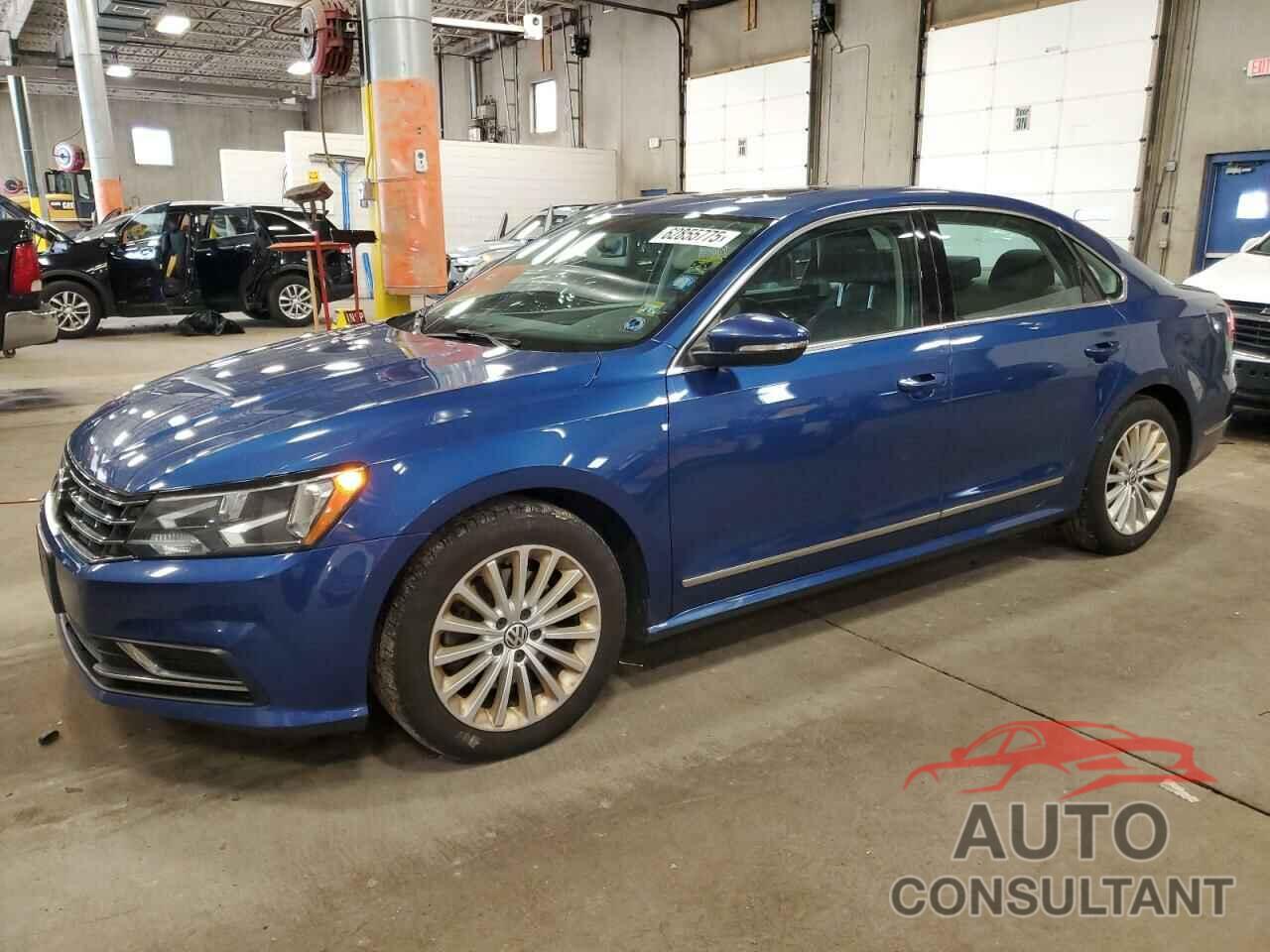 VOLKSWAGEN PASSAT 2017 - 1VWBT7A36HC011495
