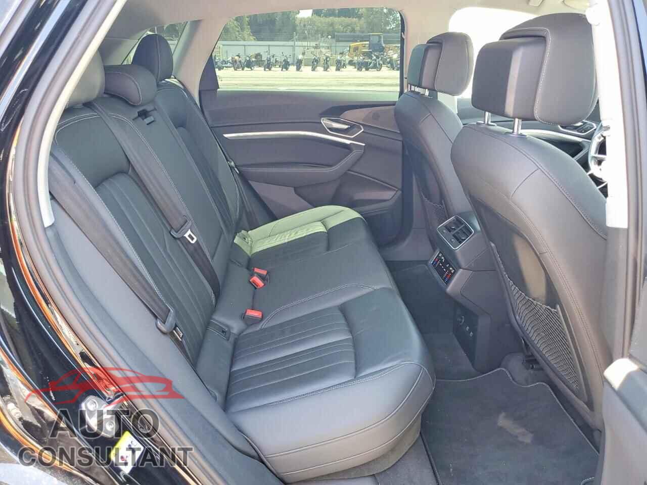 AUDI E-TRON 2021 - WA1AAAGE1MB022022
