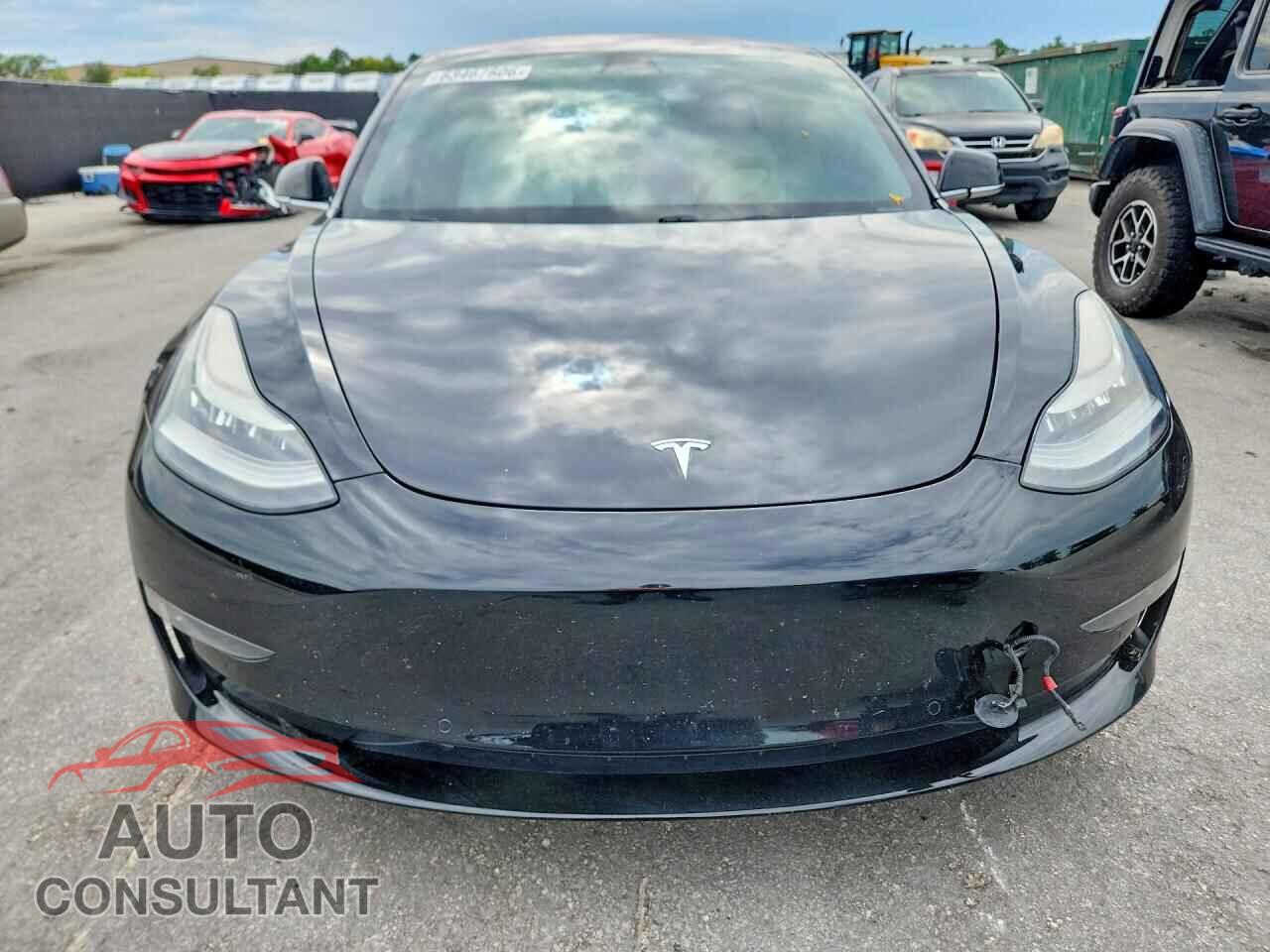 TESLA MODEL 3 2018 - 5YJ3E1EB0JF110676