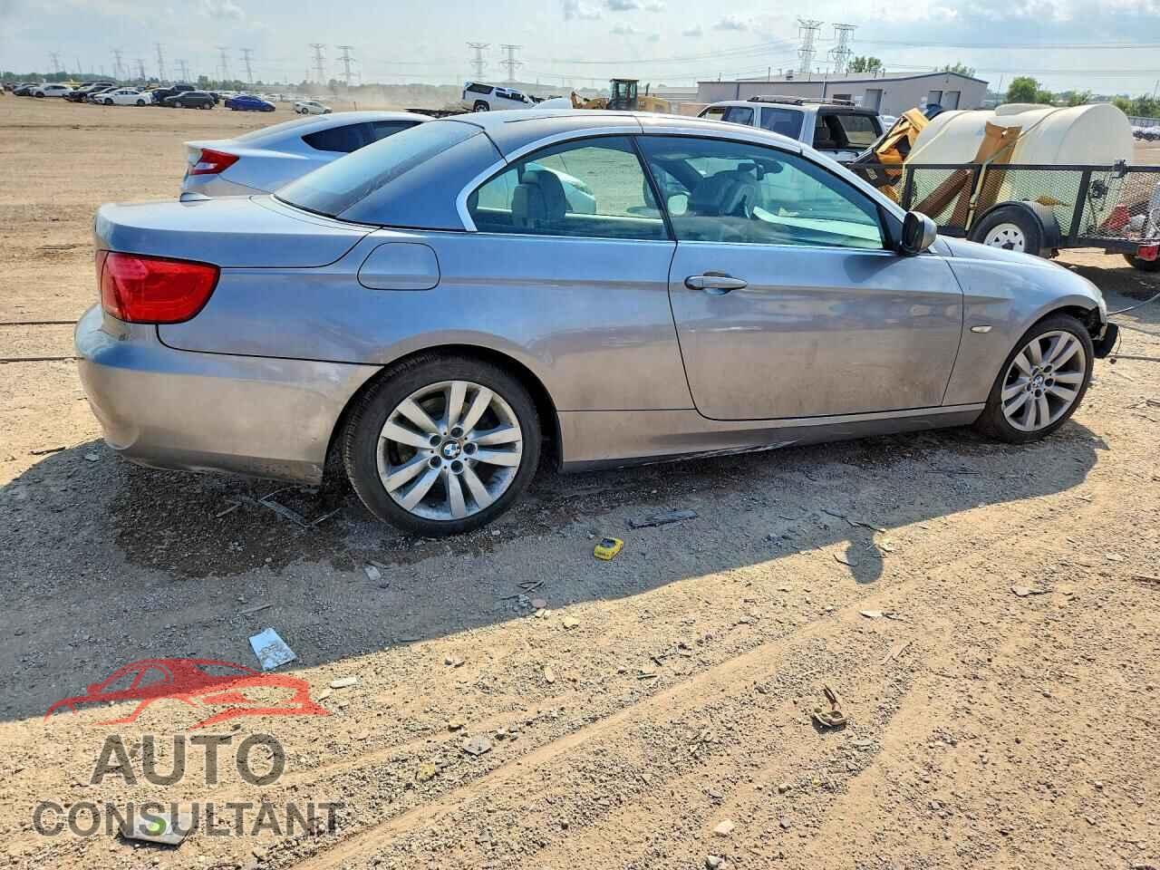 BMW 3 SERIES 2013 - WBADW3C53DJ527150
