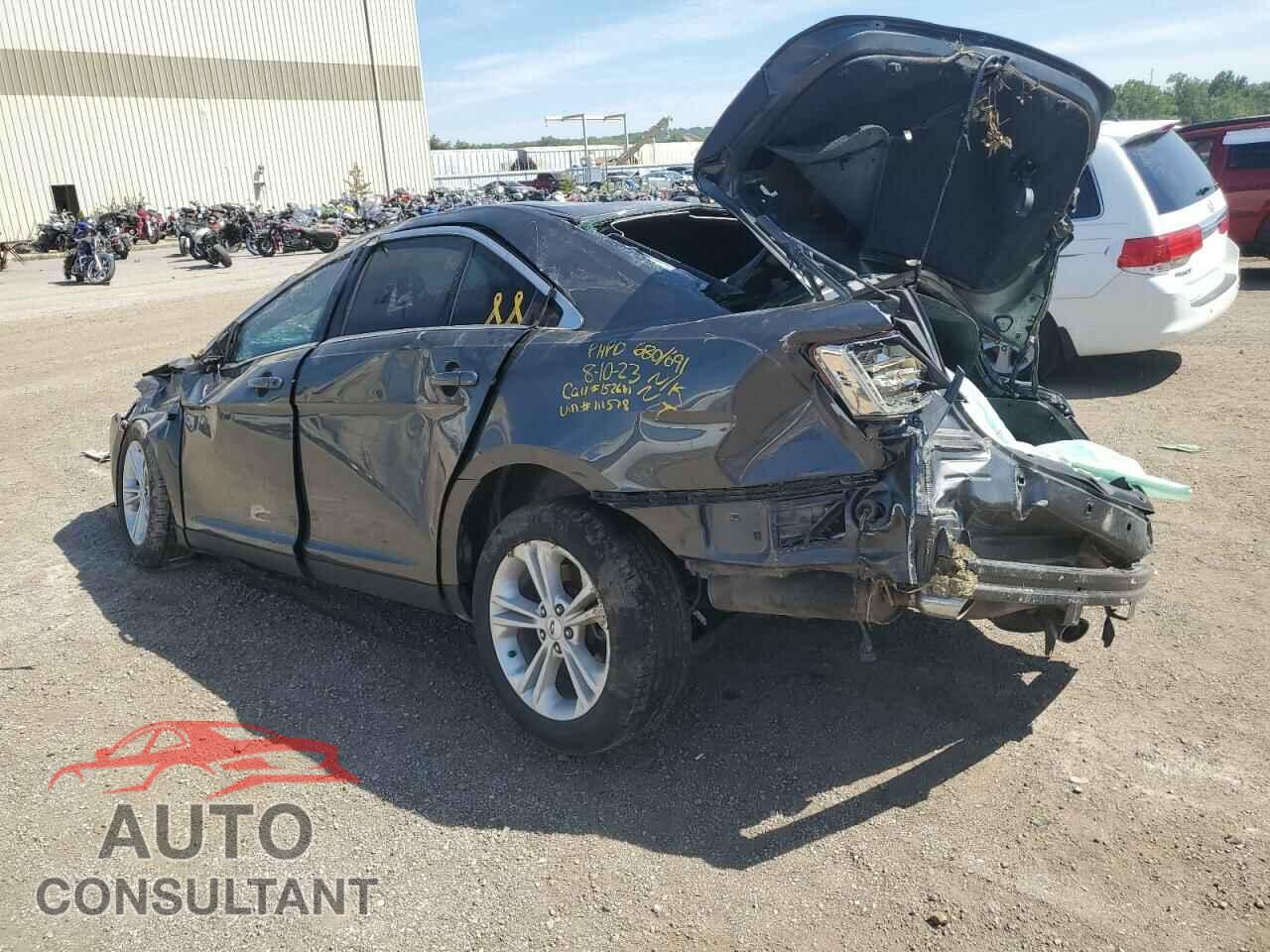 FORD TAURUS 2017 - 1FAHP2E85HG111578