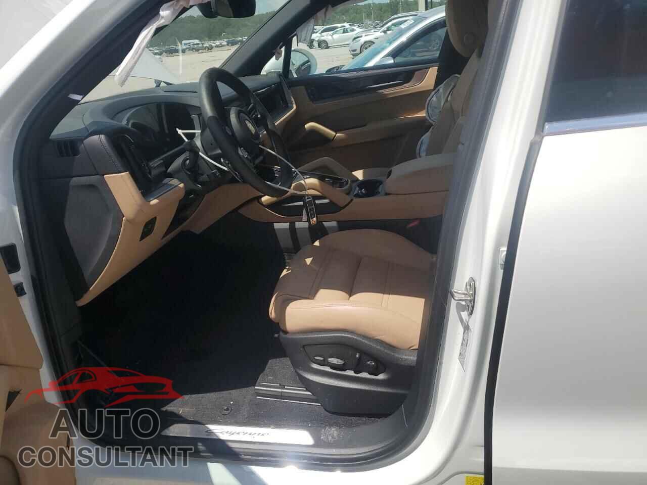 PORSCHE CAYENNE 2024 - WP1AA2AY9RDA12217