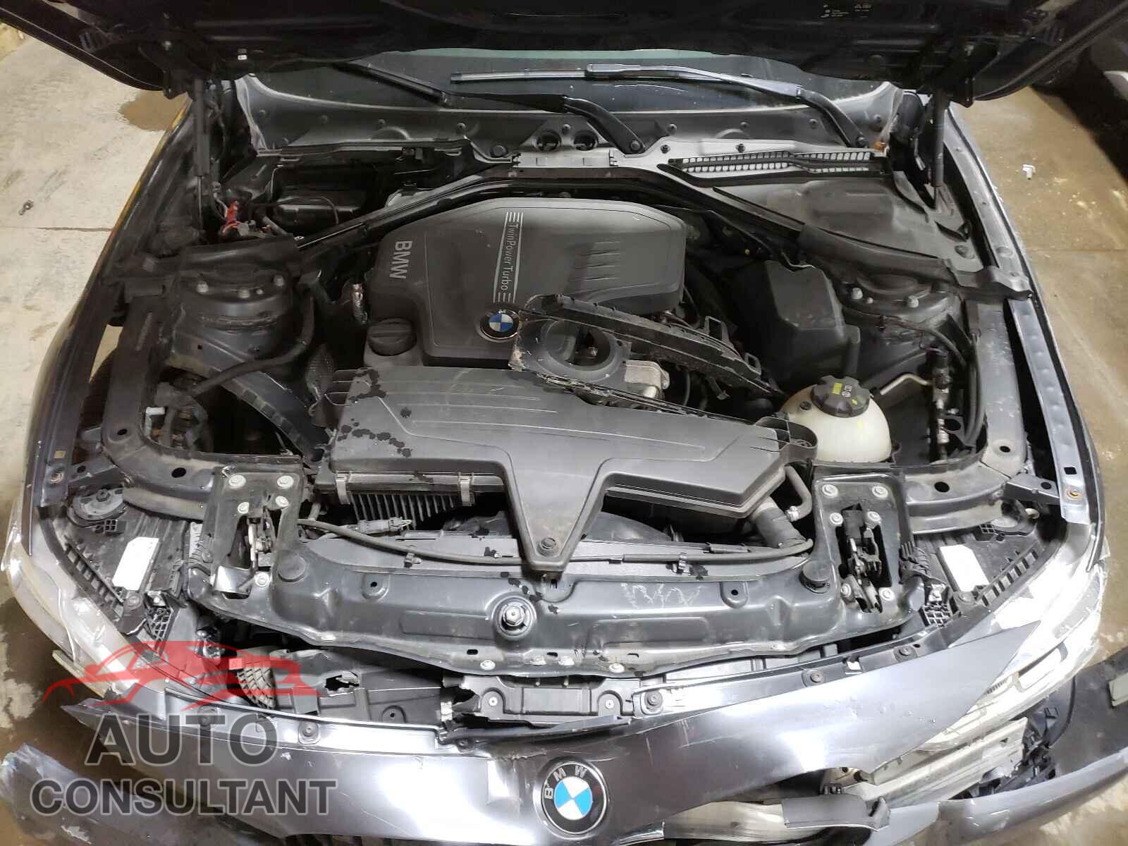 BMW 3 SERIES 2016 - WBA8E3C52GK503473