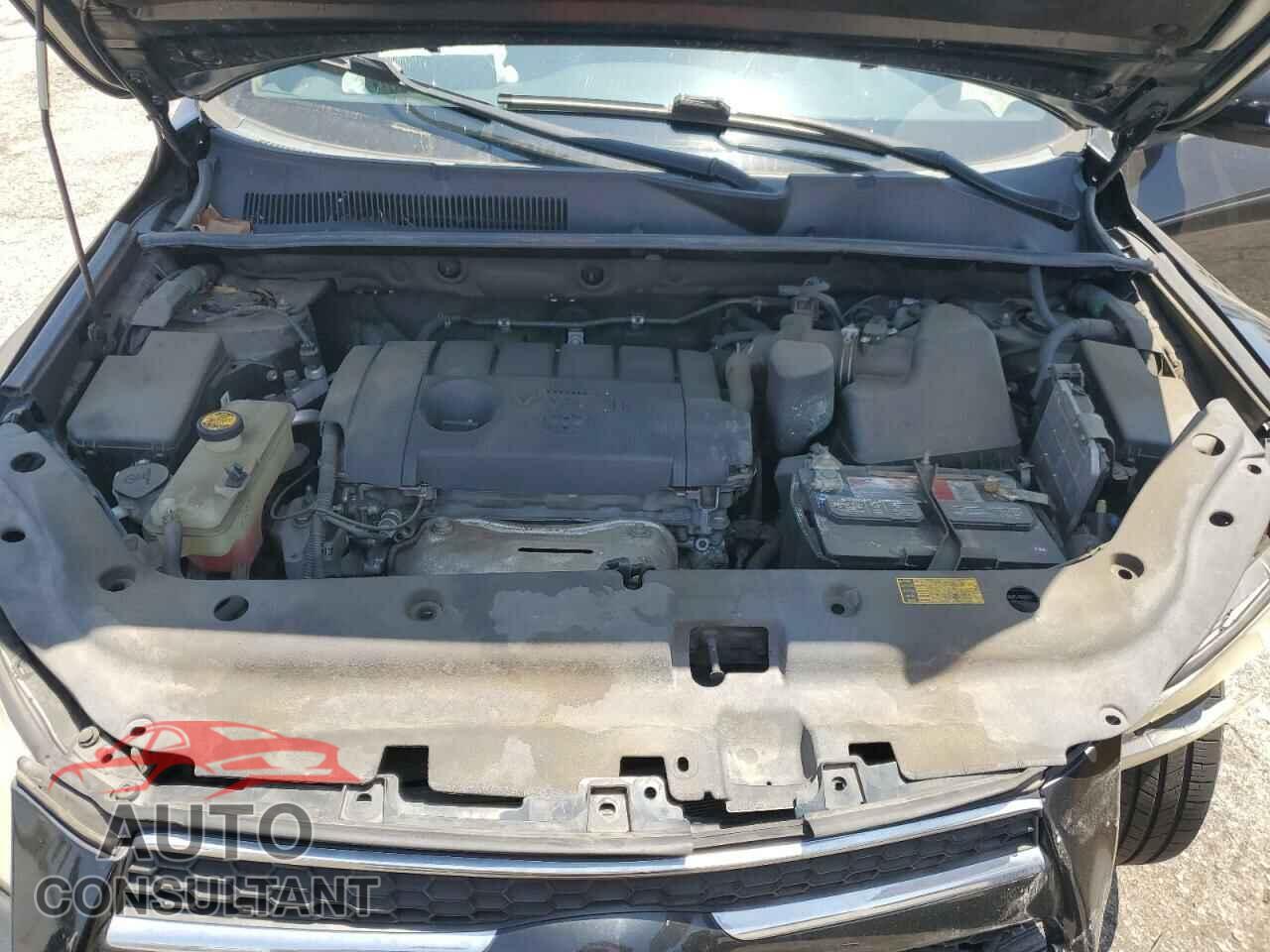 TOYOTA RAV4 2011 - 2T3DF4DV7BW171176