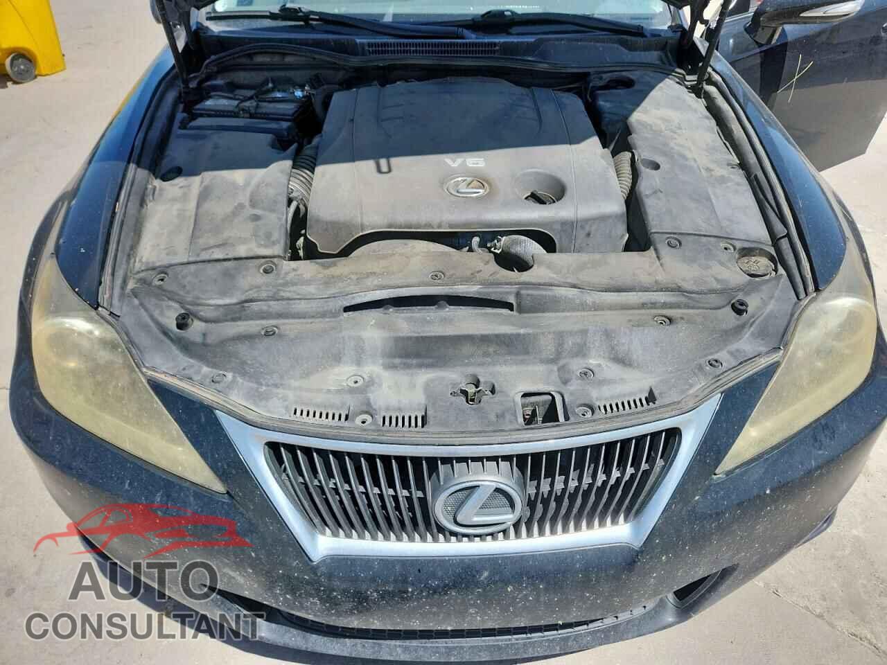 LEXUS IS 2011 - JTHBF5C24B5144155