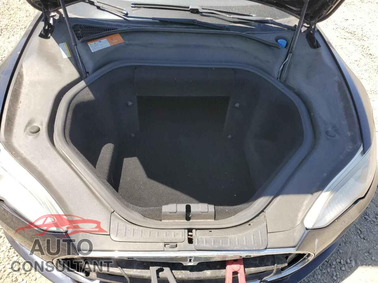 TESLA MODEL S 2013 - 5YJSA1CNXDFP26572