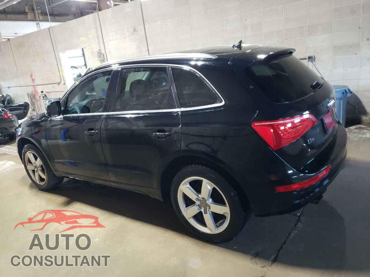 AUDI Q5 2012 - WA1LFAFP0CA091544