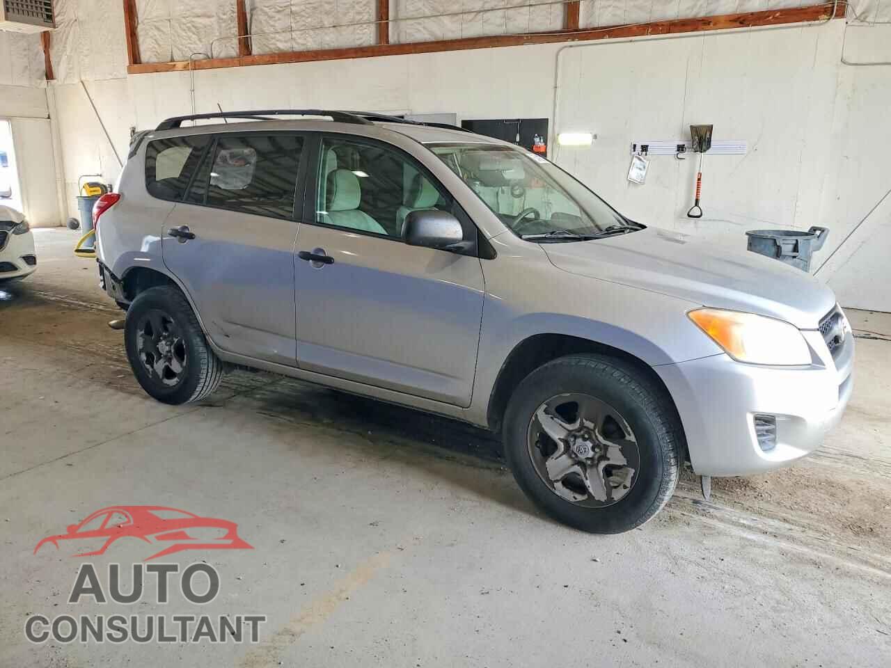 TOYOTA RAV4 2011 - 2T3BF4DV0BW093380