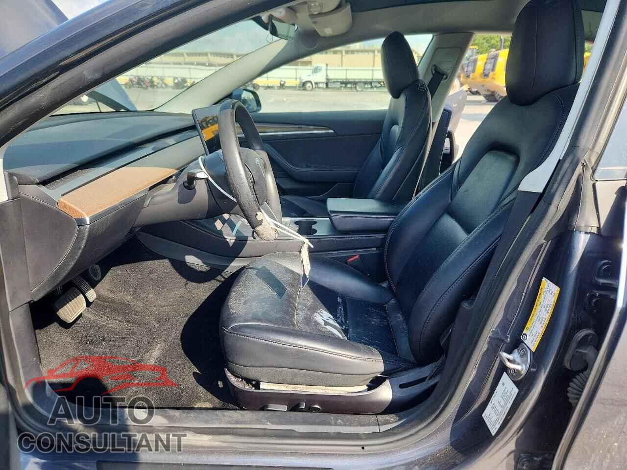 TESLA MODEL 3 2022 - 5YJ3E1EA0NF331675