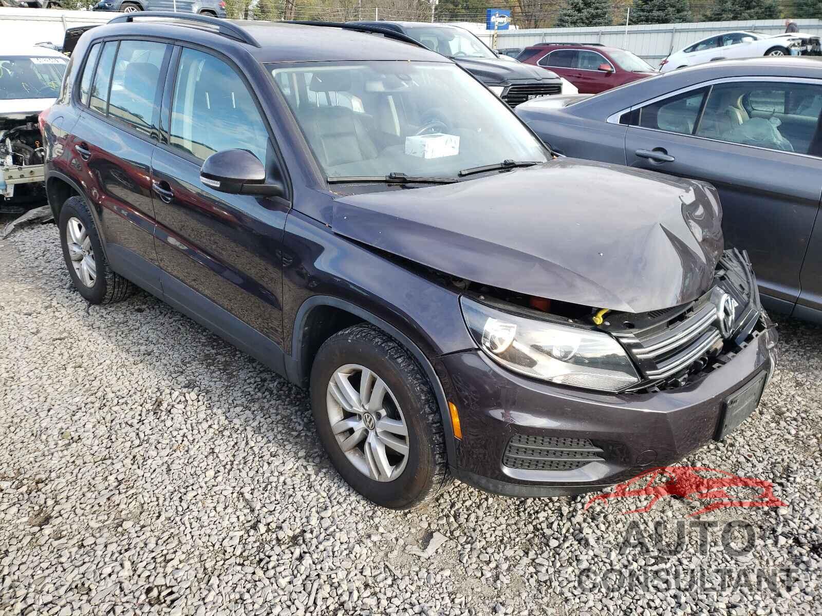 VOLKSWAGEN TIGUAN 2016 - WVGBV7AX5GW592593