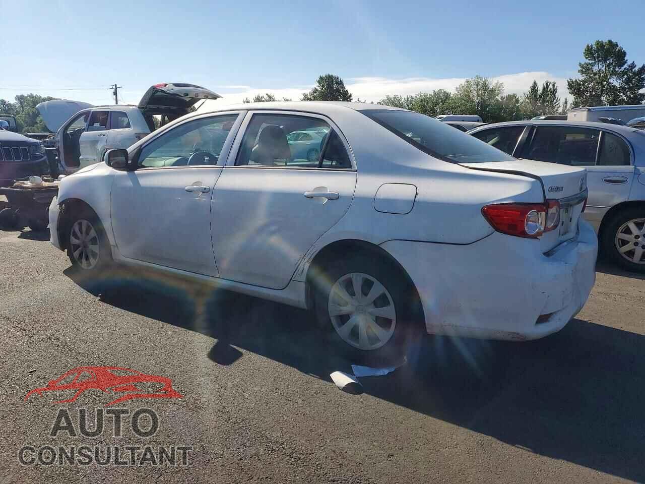 TOYOTA COROLLA 2013 - 2T1BU4EE8DC946884