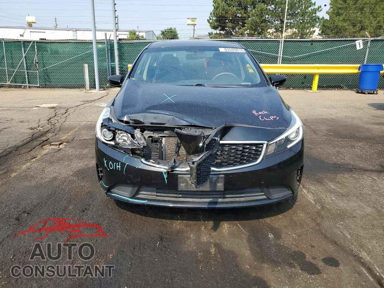 KIA FORTE 2018 - 3KPFL4A75JE164311