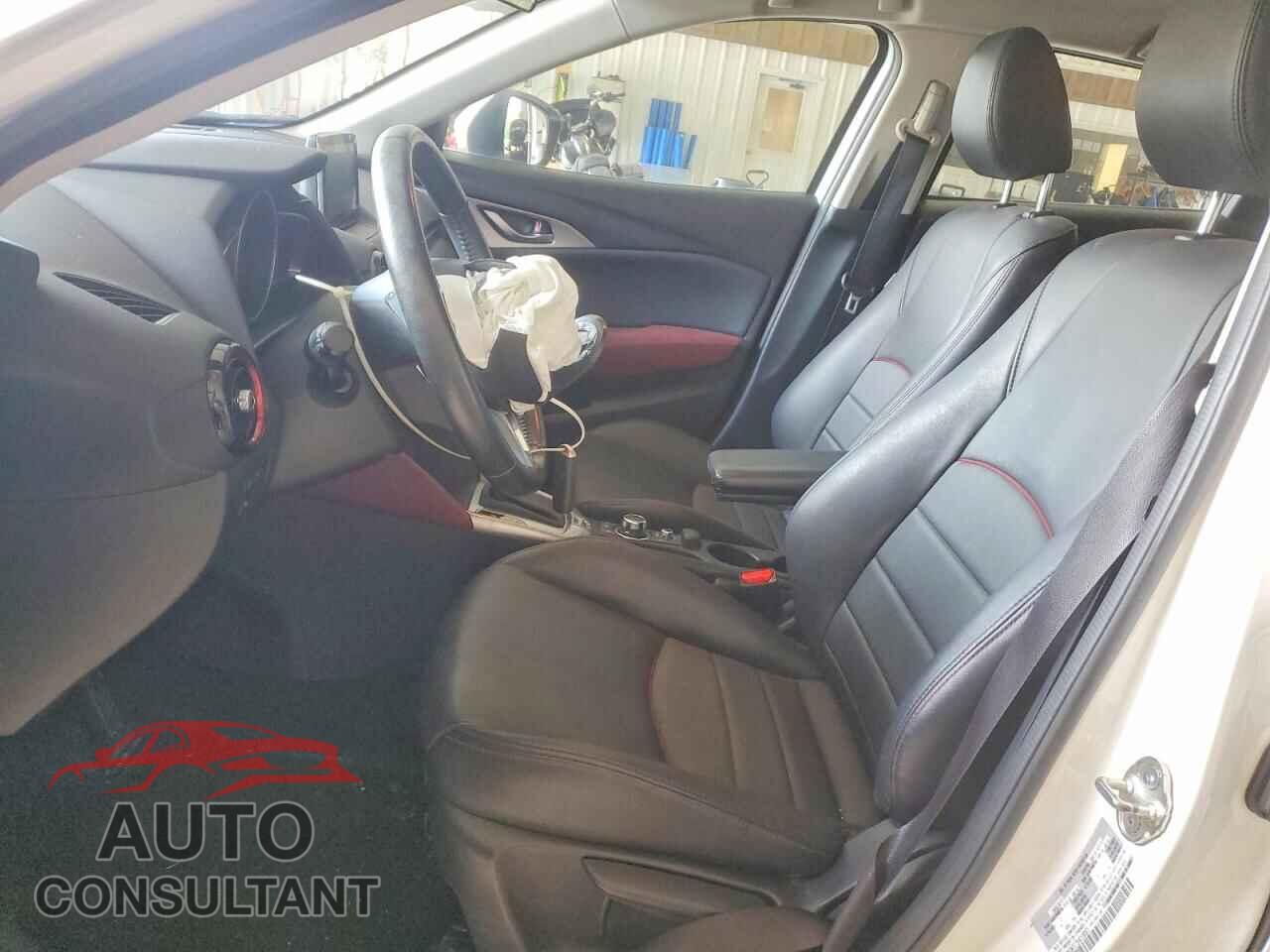 MAZDA CX-3 2017 - JM1DKFC75H0166601