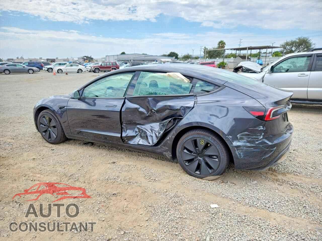 TESLA MODEL 3 2025 - 5YJ3E1EA7SF921044
