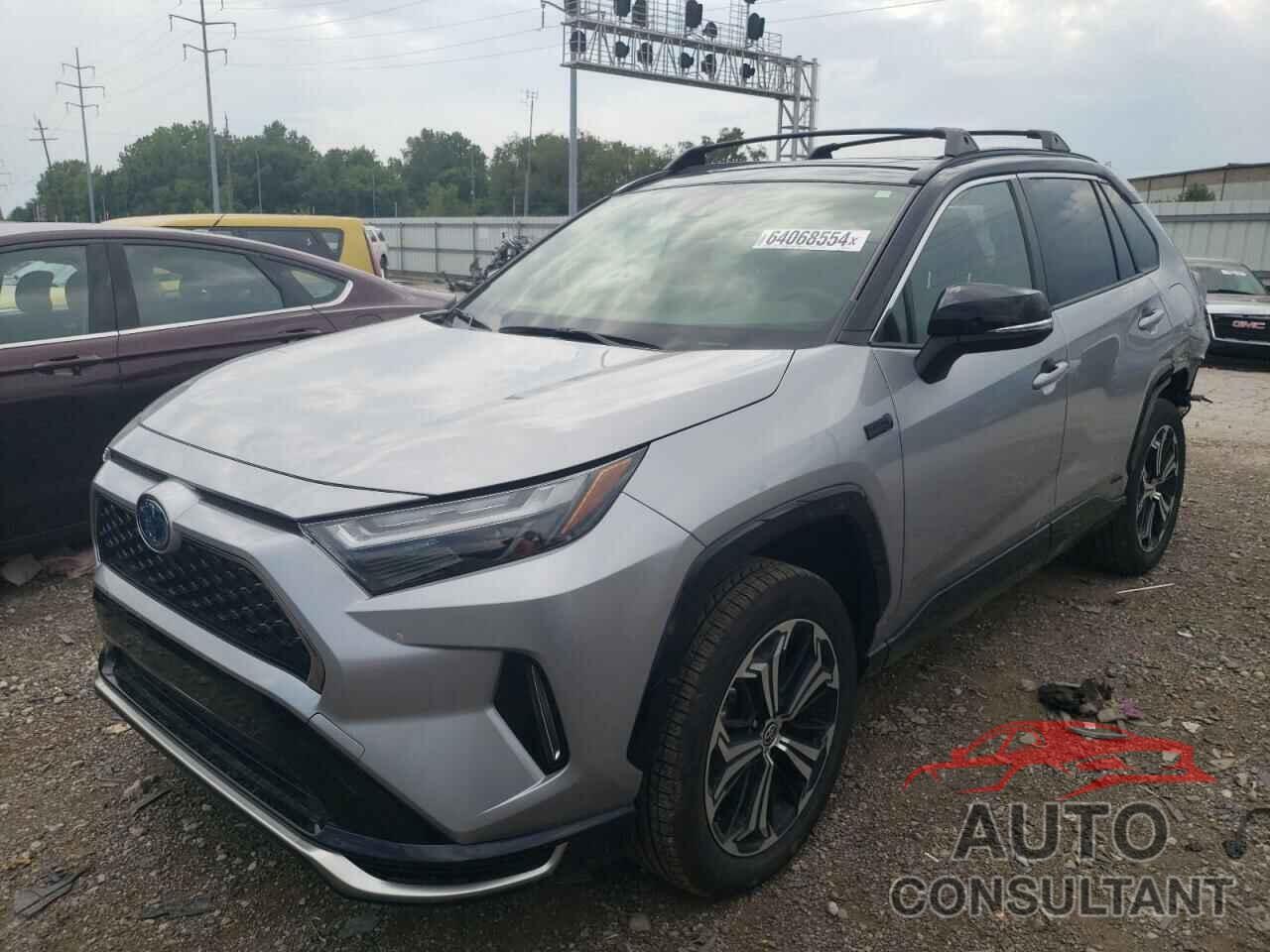 TOYOTA RAV4 2023 - JTMEB3FV2PD121510