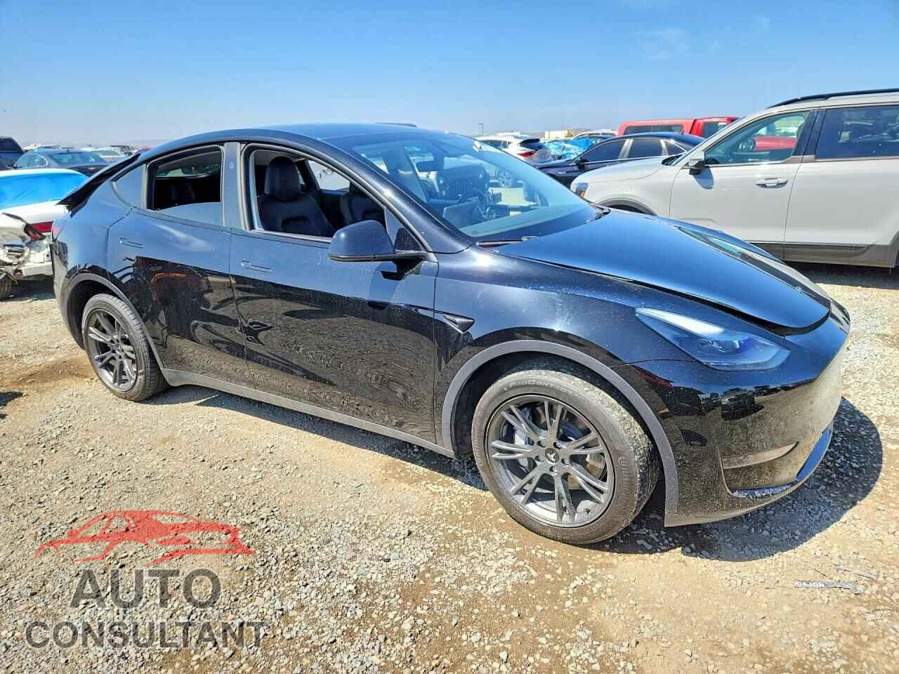 TESLA MODEL Y 2024 - 7SAYGDED1RF097695