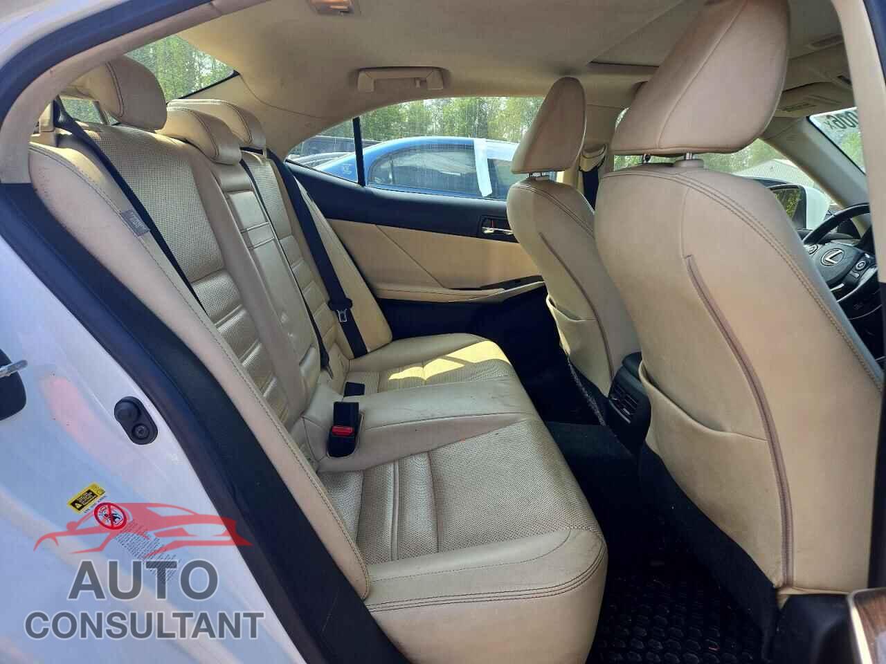 LEXUS IS 2015 - JTHCF1D25F5016007