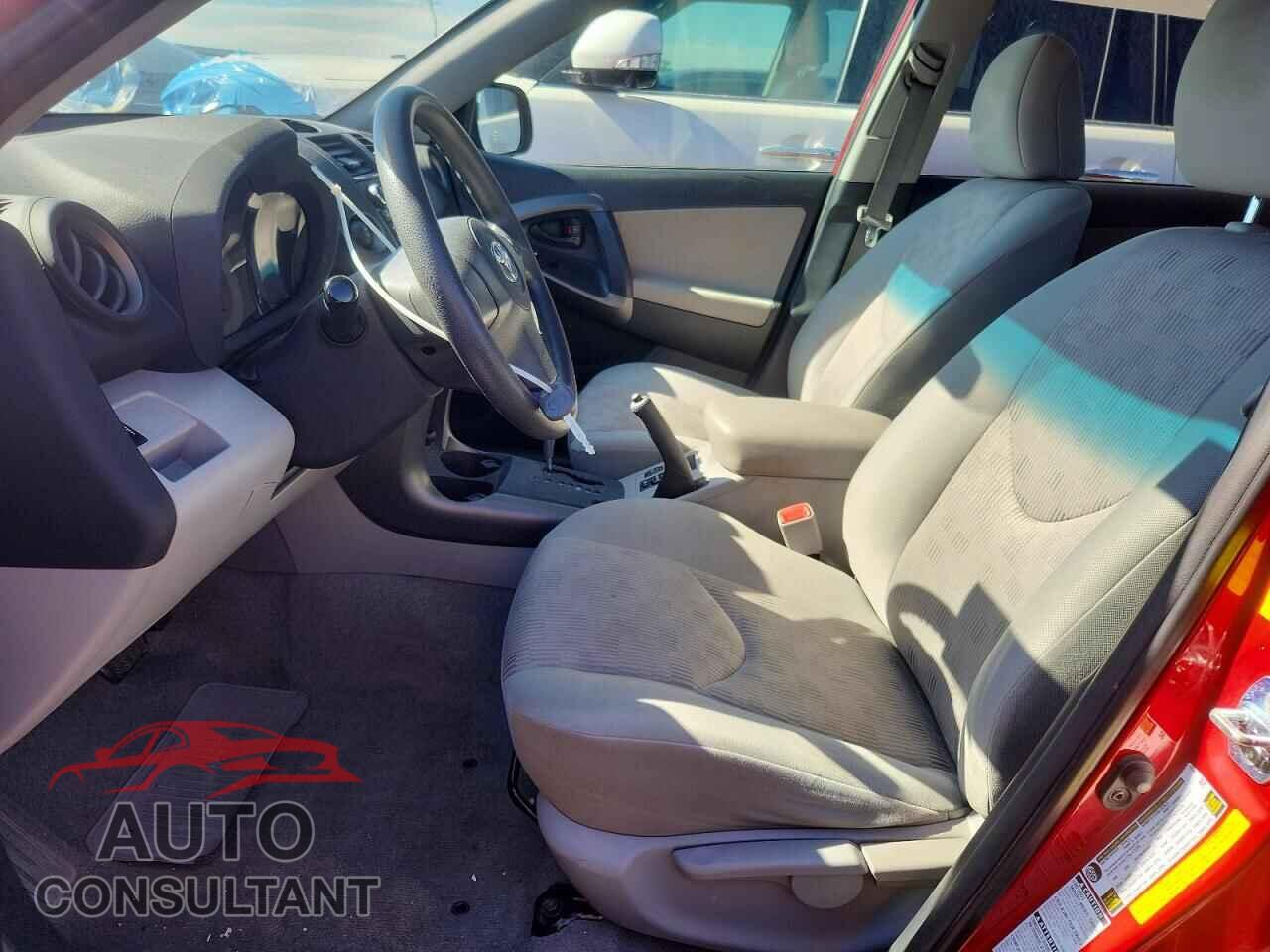 TOYOTA RAV4 2011 - 2T3BF4DV7BW098916