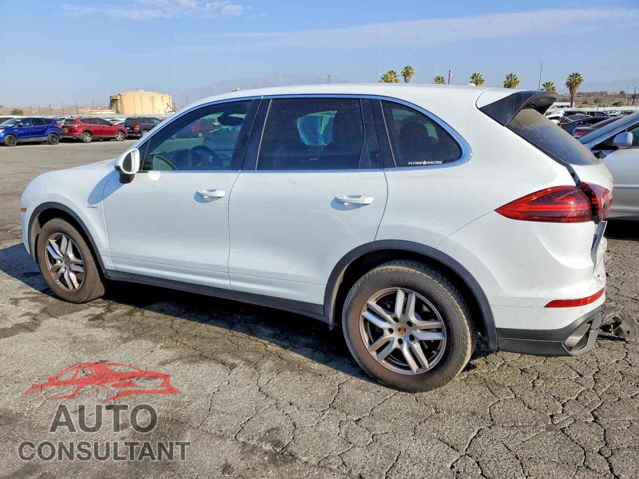 PORSCHE CAYENNE 2016 - WP1AF2A20GKA41613