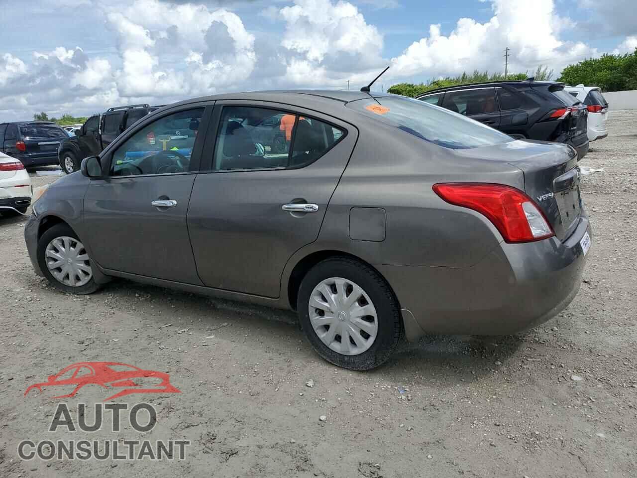 NISSAN VERSA 2012 - 3N1CN7AP1CL874144